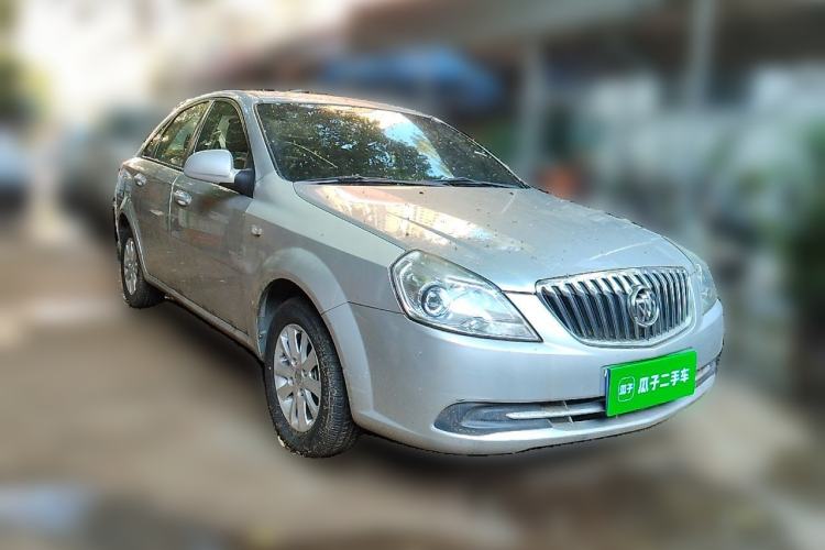 Used Buick Excelle 2015 1.5L Manual Classic Trim Front Right 45 Deg