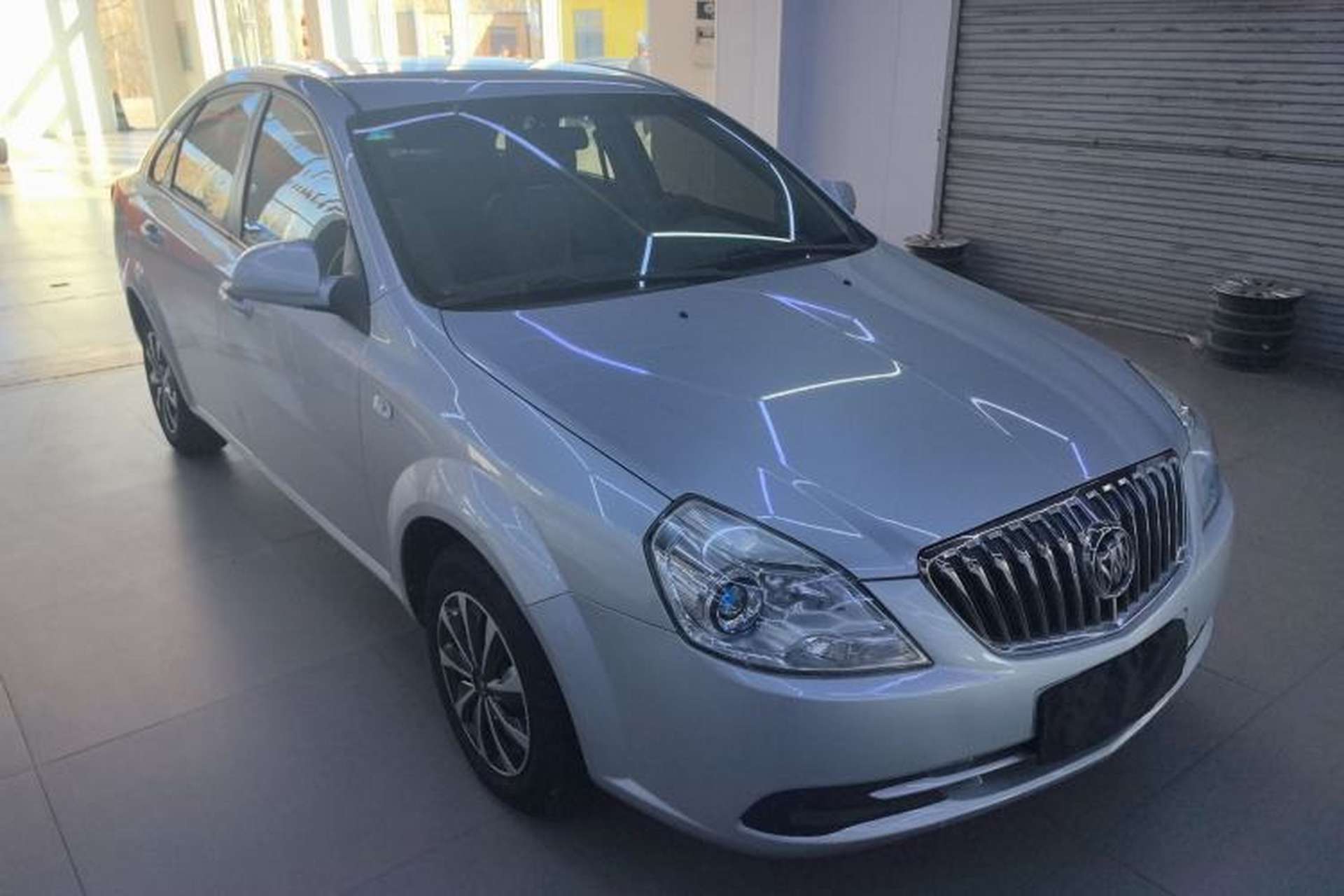 Used Buick Excelle 2015 1.5L Automatic Classic Model Front Right 45 Deg
