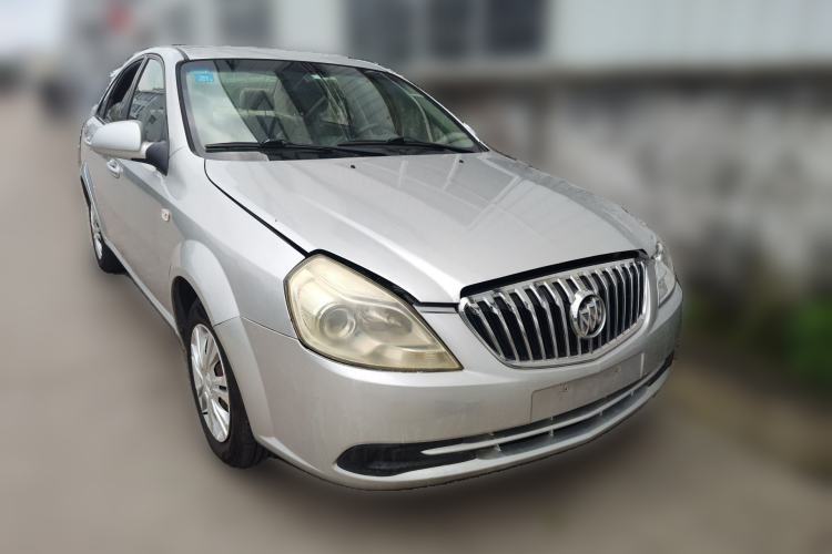Used Buick Excelle 2015 1.5L Automatic Classic Model Front Right 45 Deg