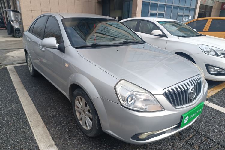 Used Buick Excelle 2015 1.5L Automatic Classic Model Front Right 45 Deg