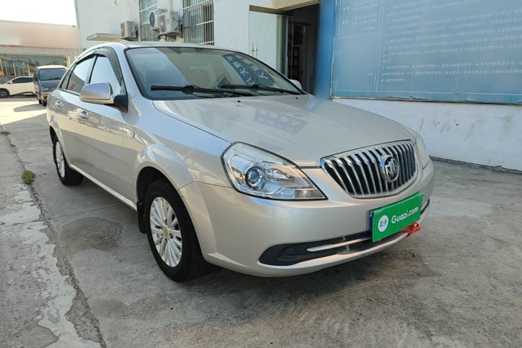 Used Buick Excelle 2015 1.5L Manual Classic Trim Front Right 45 Deg