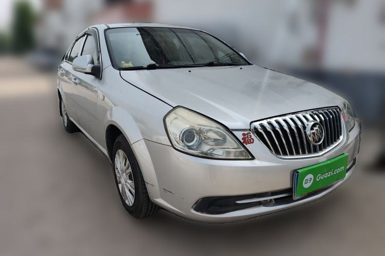 Used Buick Excelle 2015 1.5L Manual Classic Trim Front Right 45 Deg