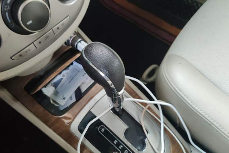 Used Buick Excelle 2015 1.5L Automatic Classic Model Gear Lever
