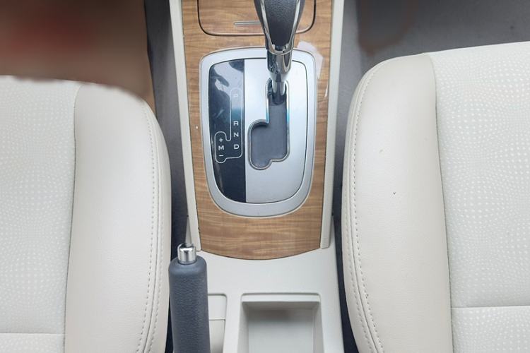 Used Buick Excelle 2015 1.5L Automatic Classic Model Gear Lever