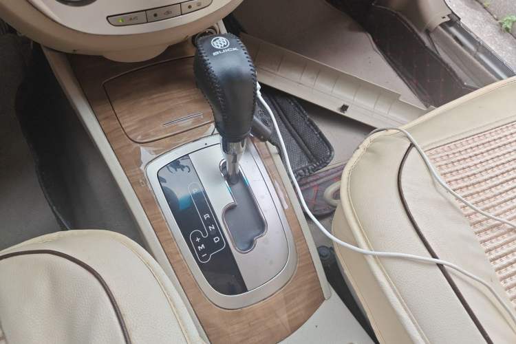Used Buick Excelle 2015 1.5L Automatic Classic Model Gear Lever