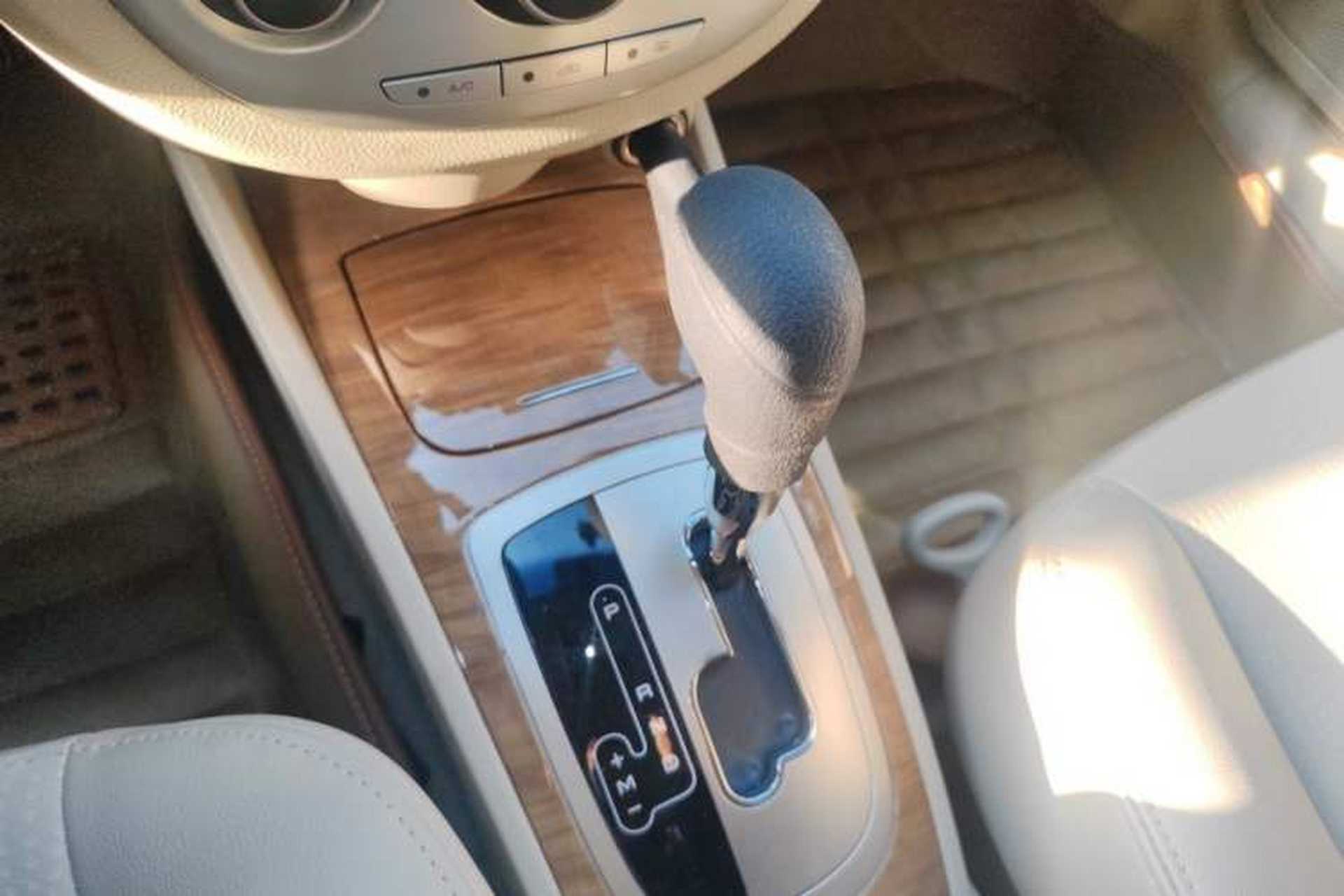 Used Buick Excelle 2015 1.5L Automatic Classic Model Gear Lever
