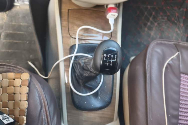 Used Buick Excelle 2015 1.5L Manual Classic Trim Gear Lever