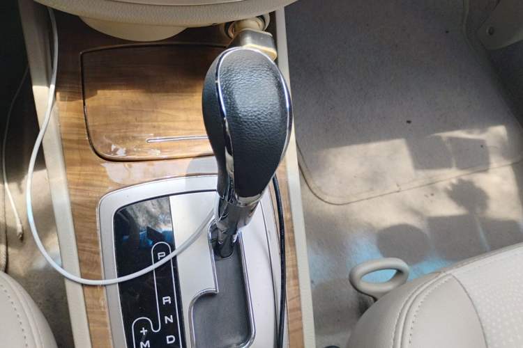 Used Buick Excelle 2015 1.5L Automatic Classic Model Gear Lever