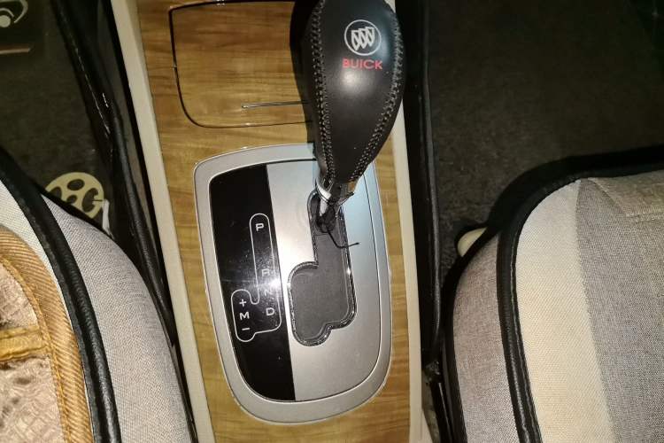 Used Buick Excelle 2015 1.5L Automatic Classic Model Gear Lever
