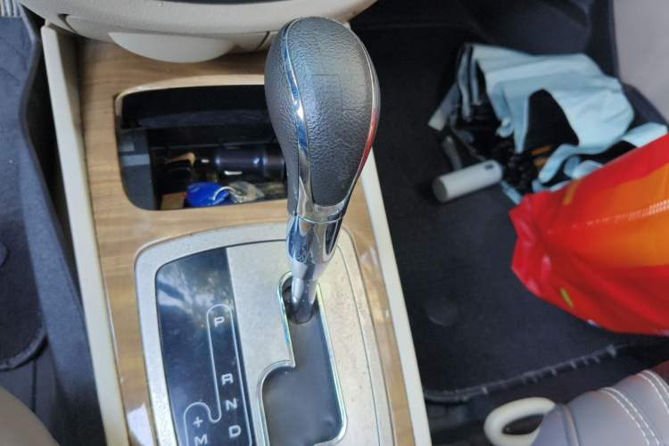 Used Buick Excelle 2015 1.5L Automatic Classic Model Gear Lever