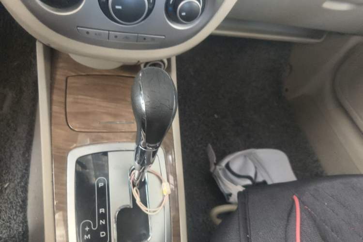Used Buick Excelle 2015 1.5L Automatic Classic Model Gear Lever