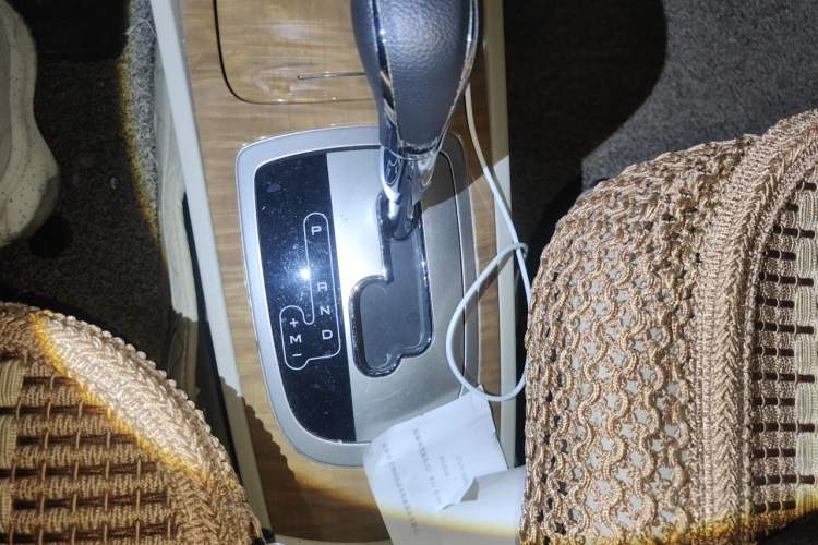 Used Buick Excelle 2015 1.5L Automatic Classic Model Gear Lever