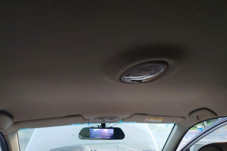 Used Buick Excelle 2015 1.5L Automatic Classic Model Headliner
