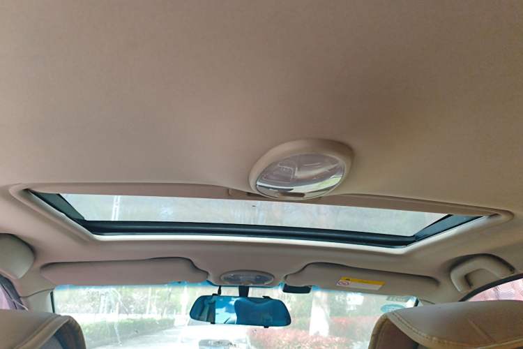 Used Buick Excelle 2015 1.5L Manual Classic Trim Headliner