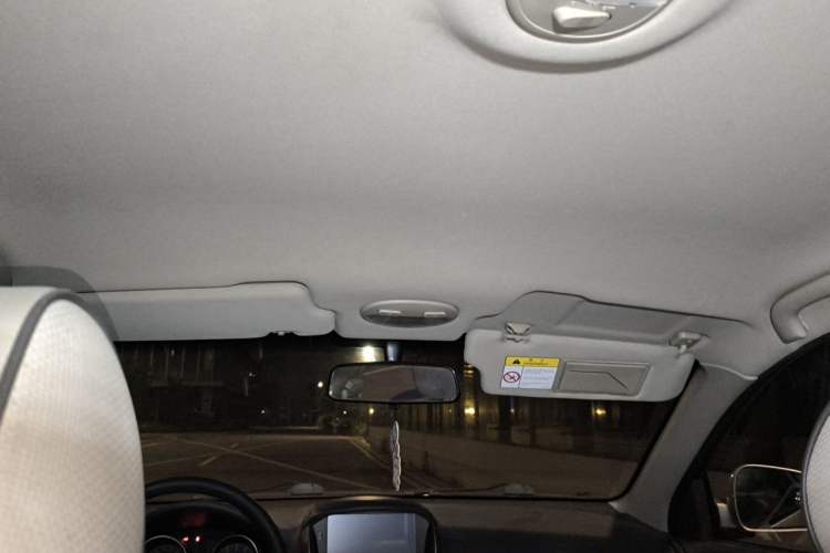 Used Buick Excelle 2015 1.5L Automatic Classic Model Headliner