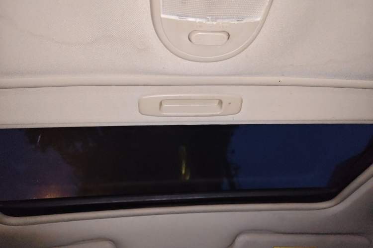 Used Buick Excelle 2015 1.5L Manual Classic Trim Headliner