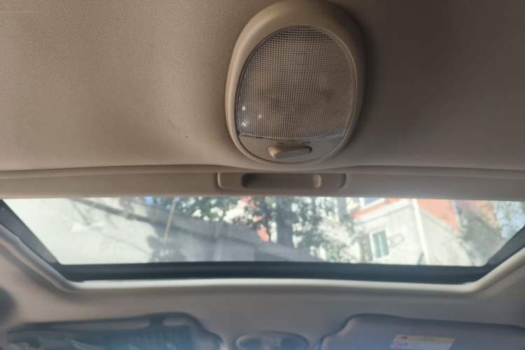 Used Buick Excelle 2015 1.5L Manual Classic Trim Headliner