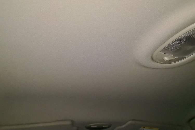 Used Buick Excelle 2015 1.5L Automatic Classic Model Headliner