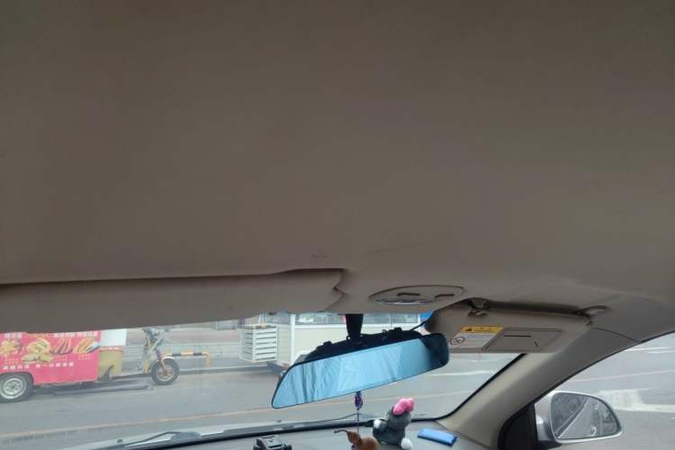 Used Buick Excelle 2015 1.5L Automatic Classic Model Headliner