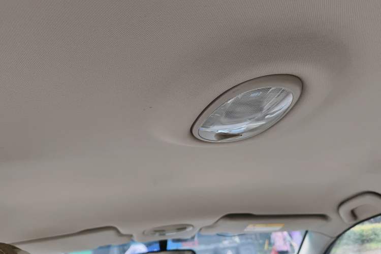 Used Buick Excelle 2015 1.5L Automatic Classic Model Headliner