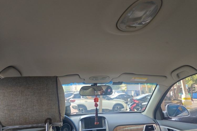 Used Buick Excelle 2015 1.5L Automatic Classic Model Headliner