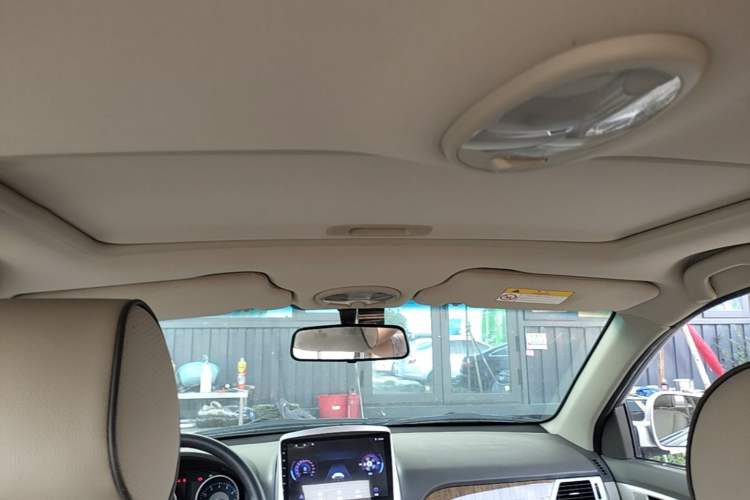Used Buick Excelle 2015 1.5L Manual Classic Trim Headliner