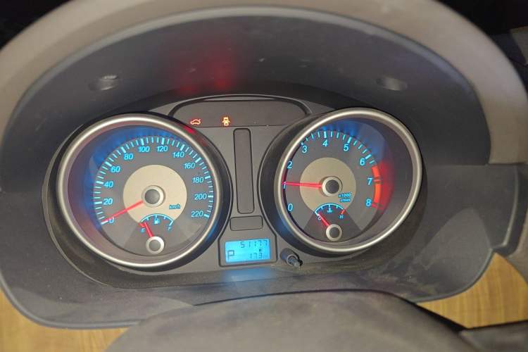 Used Buick Excelle 2015 1.5L Automatic Classic Model Instrument Cluster