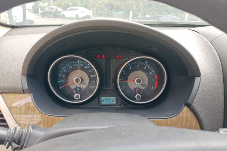 Used Buick Excelle 2015 1.5L Automatic Classic Model Instrument Cluster
