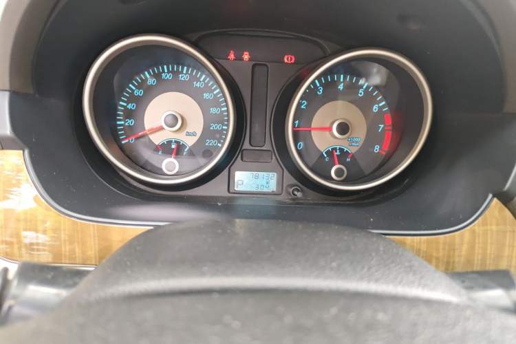 Used Buick Excelle 2015 1.5L Automatic Classic Model Instrument Cluster