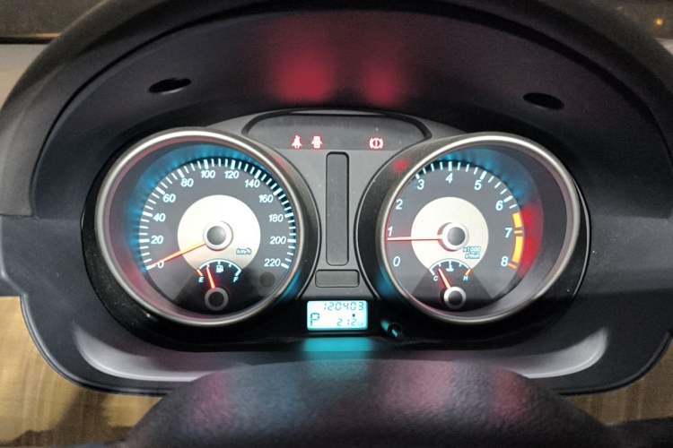 Used Buick Excelle 2015 1.5L Automatic Classic Model Instrument Cluster