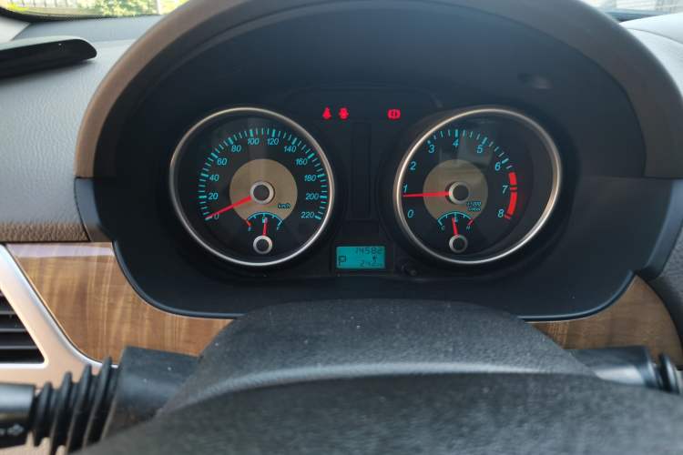 Used Buick Excelle 2015 1.5L Automatic Classic Model Instrument Cluster
