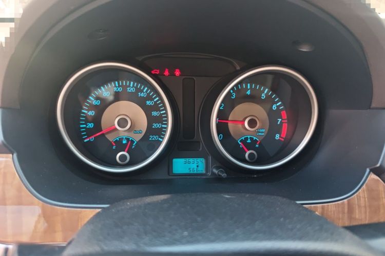 Used Buick Excelle 2015 1.5L Manual Classic Trim Instrument Cluster