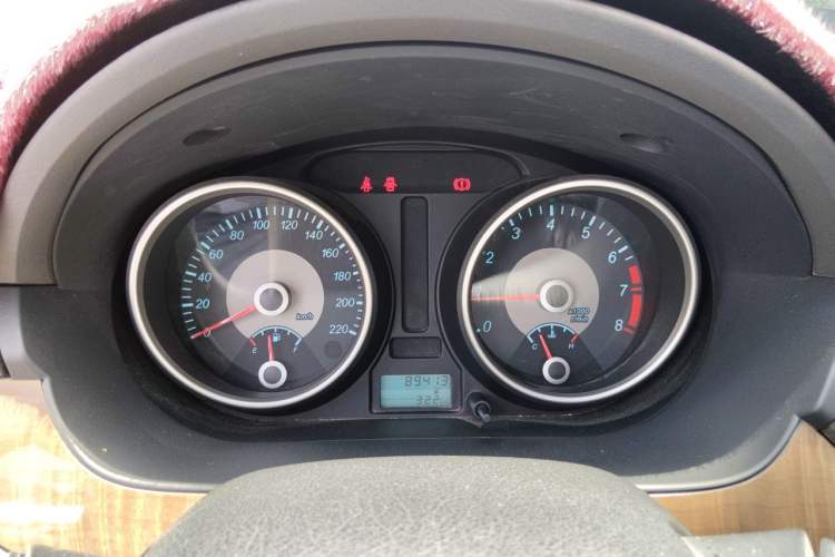 Used Buick Excelle 2015 1.5L Manual Classic Trim Instrument Cluster