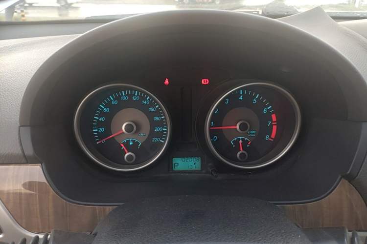 Used Buick Excelle 2015 1.5L Automatic Classic Model Instrument Cluster