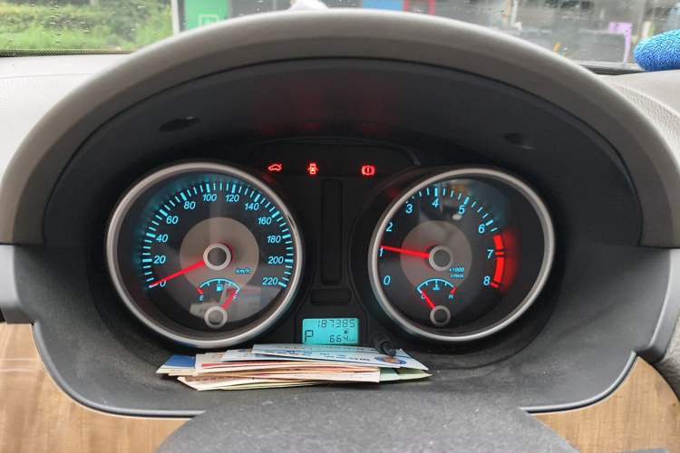 Used Buick Excelle 2015 1.5L Automatic Classic Model Instrument Cluster