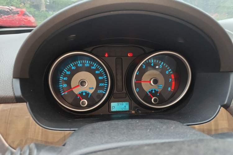 Used Buick Excelle 2015 1.5L Automatic Classic Model Instrument Cluster