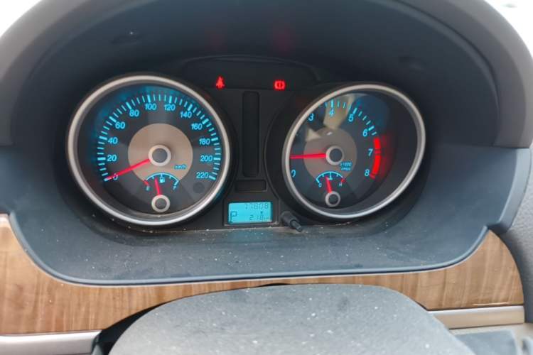 Used Buick Excelle 2015 1.5L Automatic Classic Model Instrument Cluster