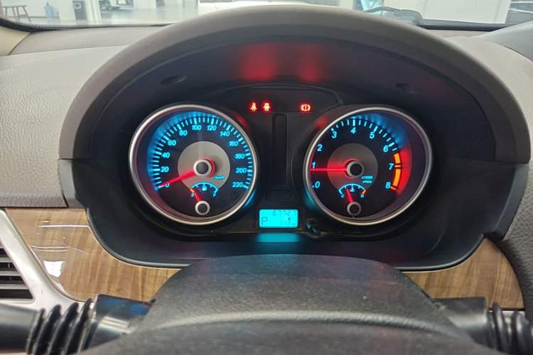 Used Buick Excelle 2015 1.5L Automatic Classic Model Instrument Cluster