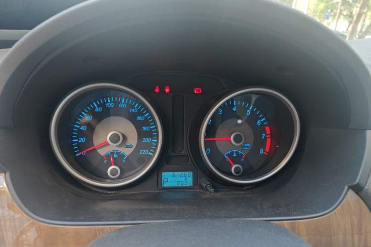 Used Buick Excelle 2015 1.5L Automatic Classic Model Instrument Cluster