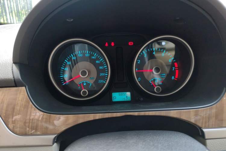 Used Buick Excelle 2015 1.5L Automatic Classic Model Instrument Cluster