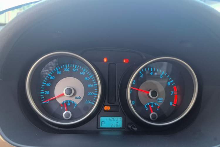 Used Buick Excelle 2015 1.5L Automatic Classic Model Instrument Cluster