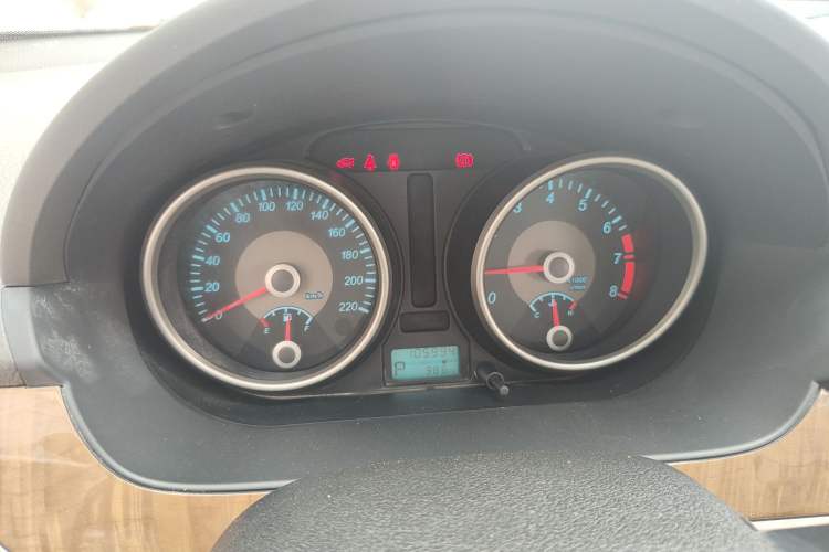 Used Buick Excelle 2015 1.5L Automatic Classic Model Instrument Cluster
