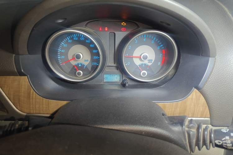Used Buick Excelle 2015 1.5L Automatic Classic Model Instrument Cluster