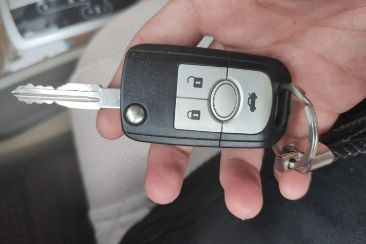 Used Buick Excelle 2015 1.5L Automatic Classic Model Interior 1