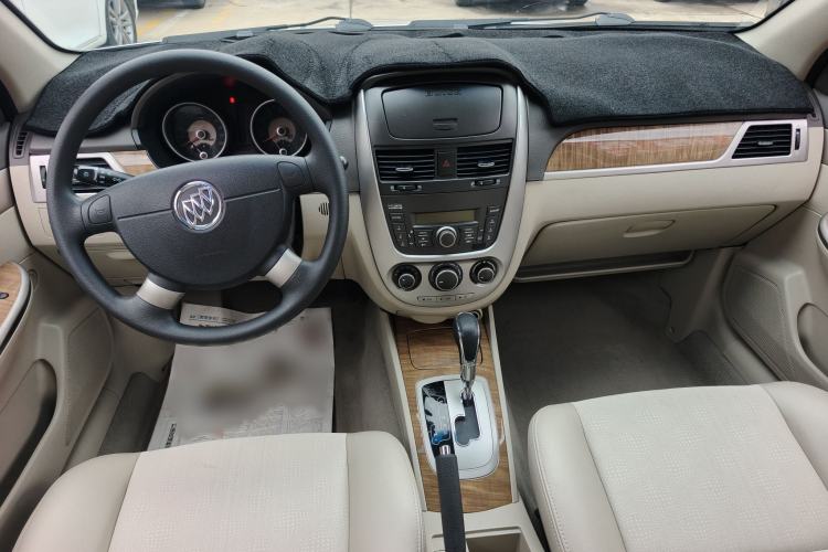 Used Buick Excelle 2015 1.5L Automatic Classic Model Interior 1