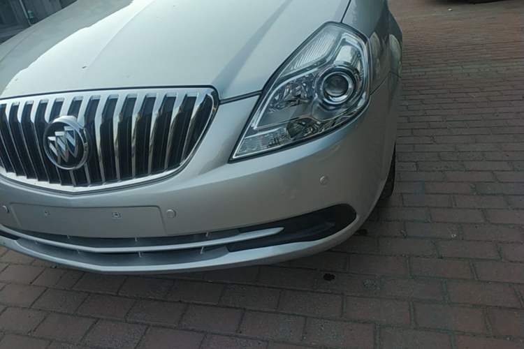 Used Buick Excelle 2015 1.5L Manual Classic Trim Left Front Headlight