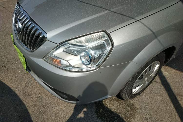 Used Buick Excelle 2015 1.5L Manual Classic Trim Left Front Headlight