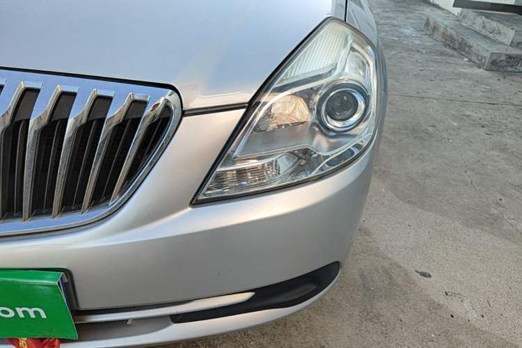 Used Buick Excelle 2015 1.5L Manual Classic Trim Left Front Headlight
