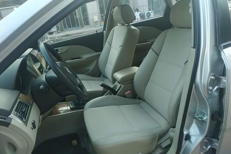 Used Buick Excelle 2015 1.5L Manual Classic Trim Left Front Seat