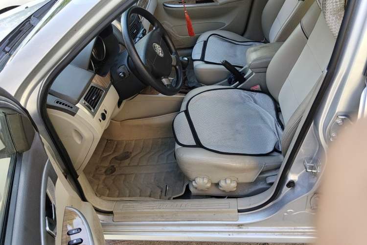 Used Buick Excelle 2015 1.5L Manual Classic Trim Left Front Seat